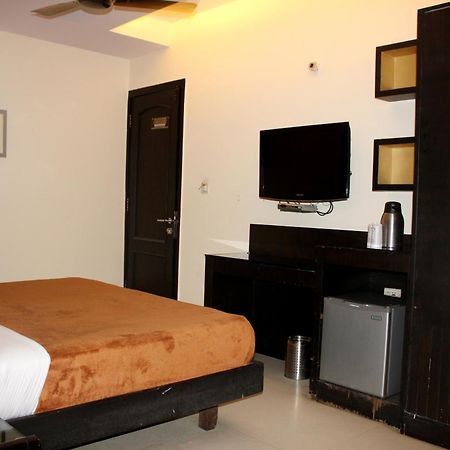 Aman Deluxe Hotel New Delhi Ngoại thất bức ảnh