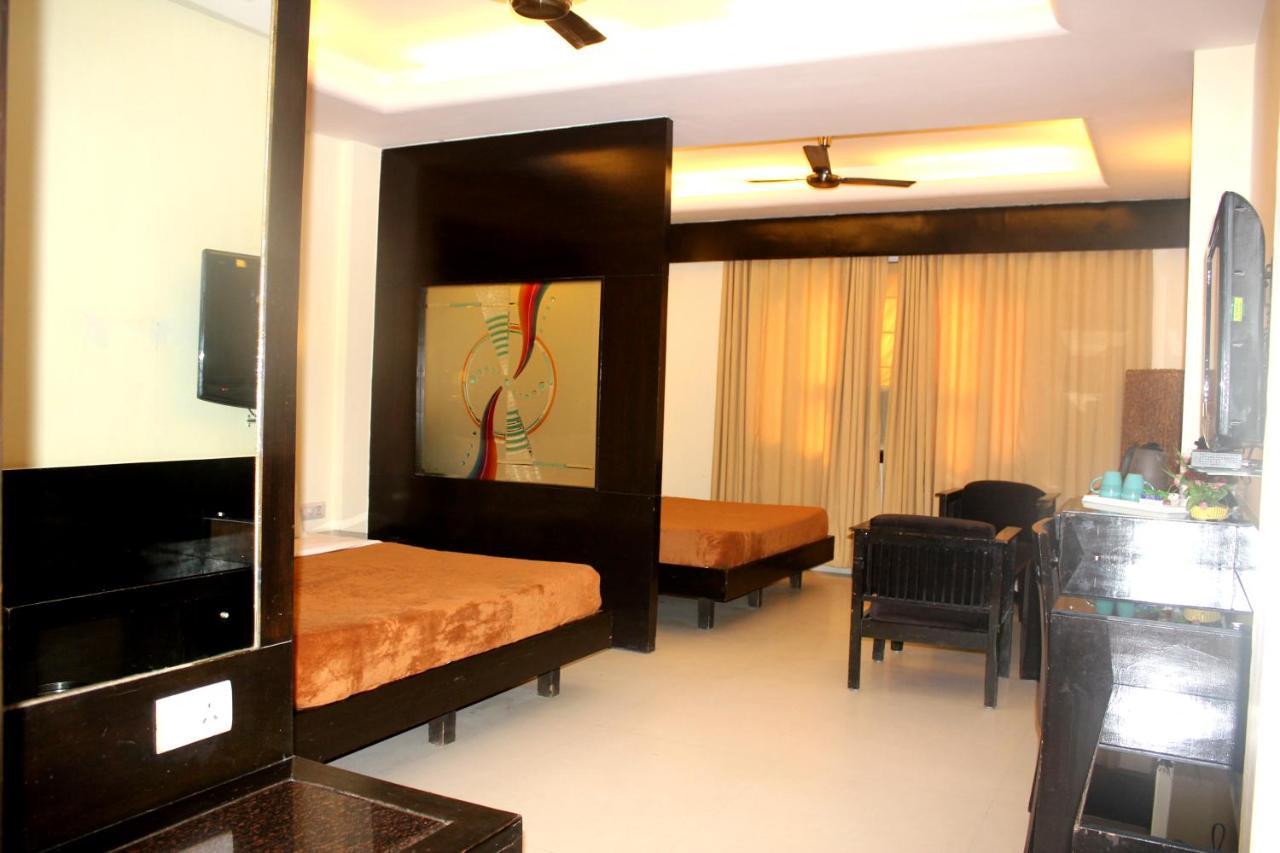 Aman Deluxe Hotel New Delhi Ngoại thất bức ảnh